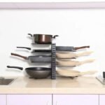 Range-casseroles et poêles en métal – Organisateur de cuisine ajustable – Image 6