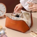 Trousse de maquillage compartimentée en similicuir – Élégance, rangement et praticité